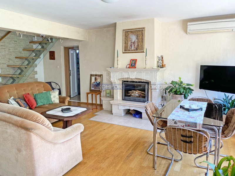 Продава МНОГОСТАЕН в град Варна, Лятно кино Тракия - 155 кв.м / 320 000 € » 625 865.60 лв., КОМФОРТ И ФОРОС БРОКЪРС