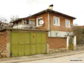 Hus Ptjelin, region Sofia 1