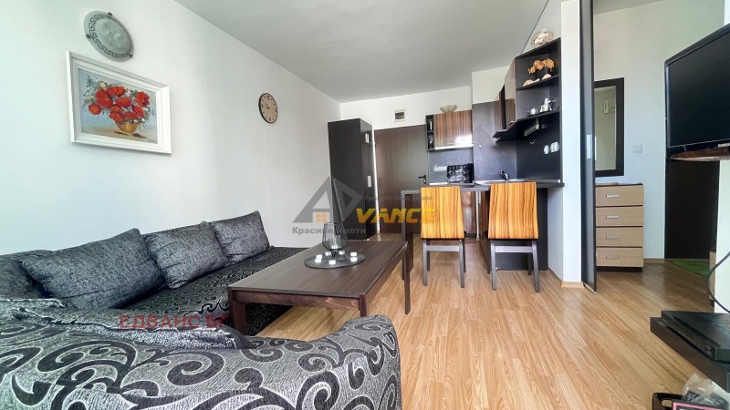 Продава  2-стаен град Бургас , Сарафово , 53 кв.м | 58562358
