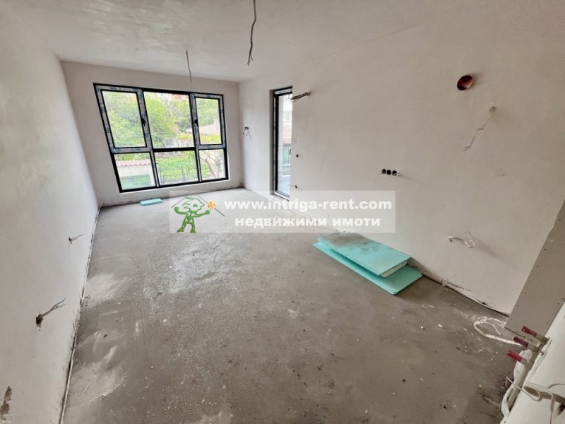 Продается  2 спальни Хасково , Каменни , 100 кв.м | 94472141