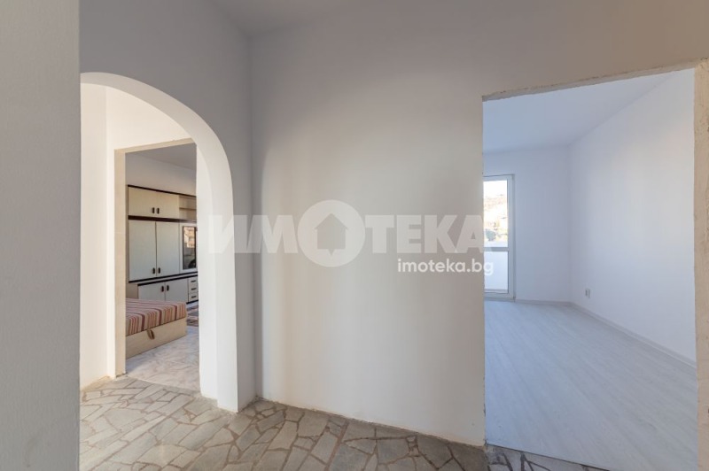 Продава 3-СТАЕН, гр. Варна, Възраждане 3, снимка 12 - Апартаменти - 52544930