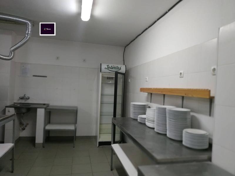 Продава ЗАВЕДЕНИЕ, гр. Варна, Възраждане 1, снимка 9 - Заведения - 53278270