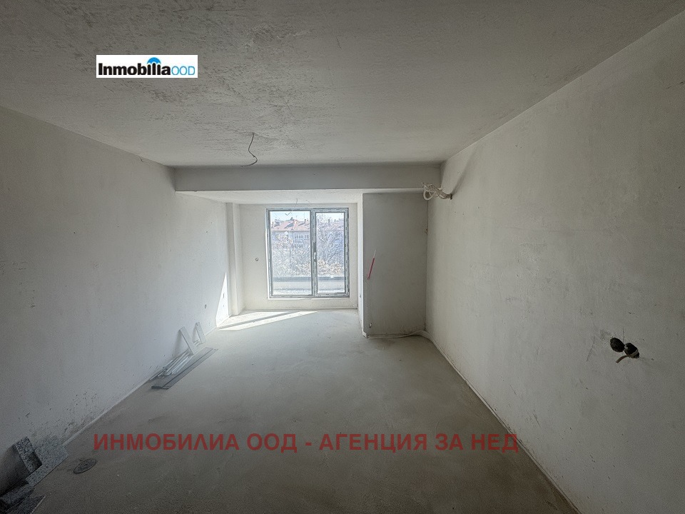 Продава 3-СТАЕН, гр. София, Център, снимка 2 - Апартаменти - 46402665