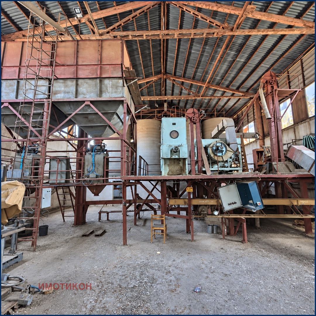 Продава СКЛАД, гр. Нова Загора, област Сливен, снимка 5 - Складове - 56691860