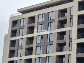 Продава 2-стаен град Пловдив Тракия - [1] 