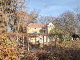 Продажба на имоти в с. Кочмар, област Добрич - изображение 2 
