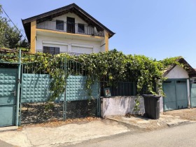 Hus Cherno more, Burgas