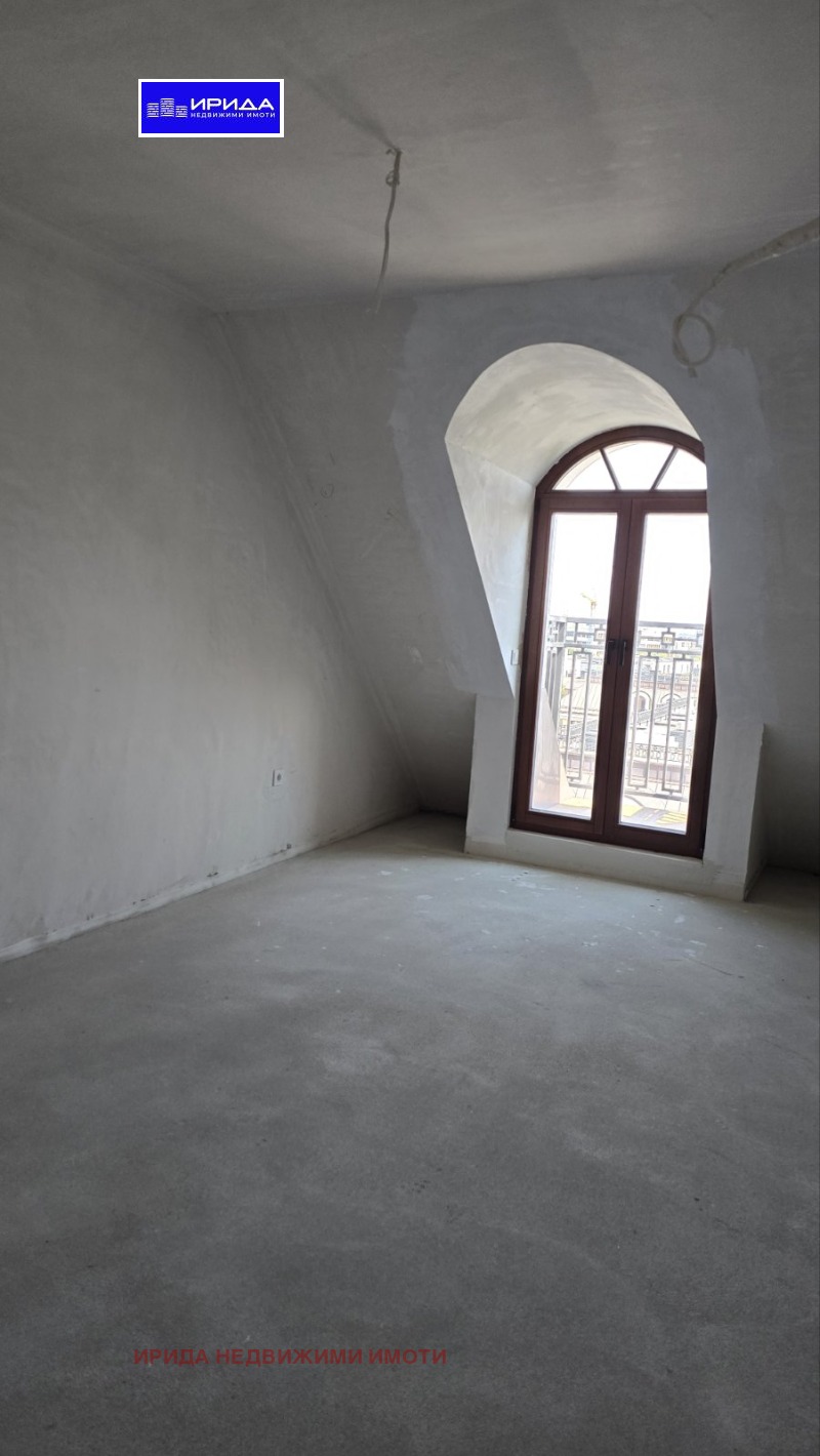 À venda  Casinha Sofia , Krastova vada , 185 m² | 42214967 - imagem [4]