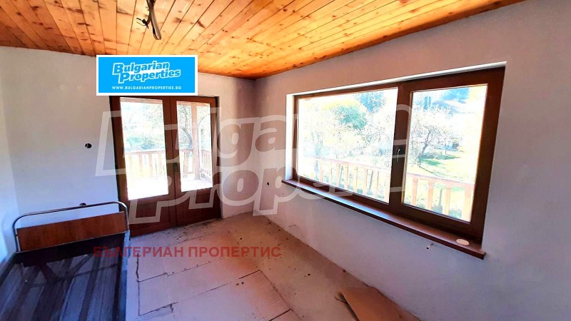 Продава КЪЩА, с. Рибарица, област Ловеч, снимка 8 - Къщи - 47759332