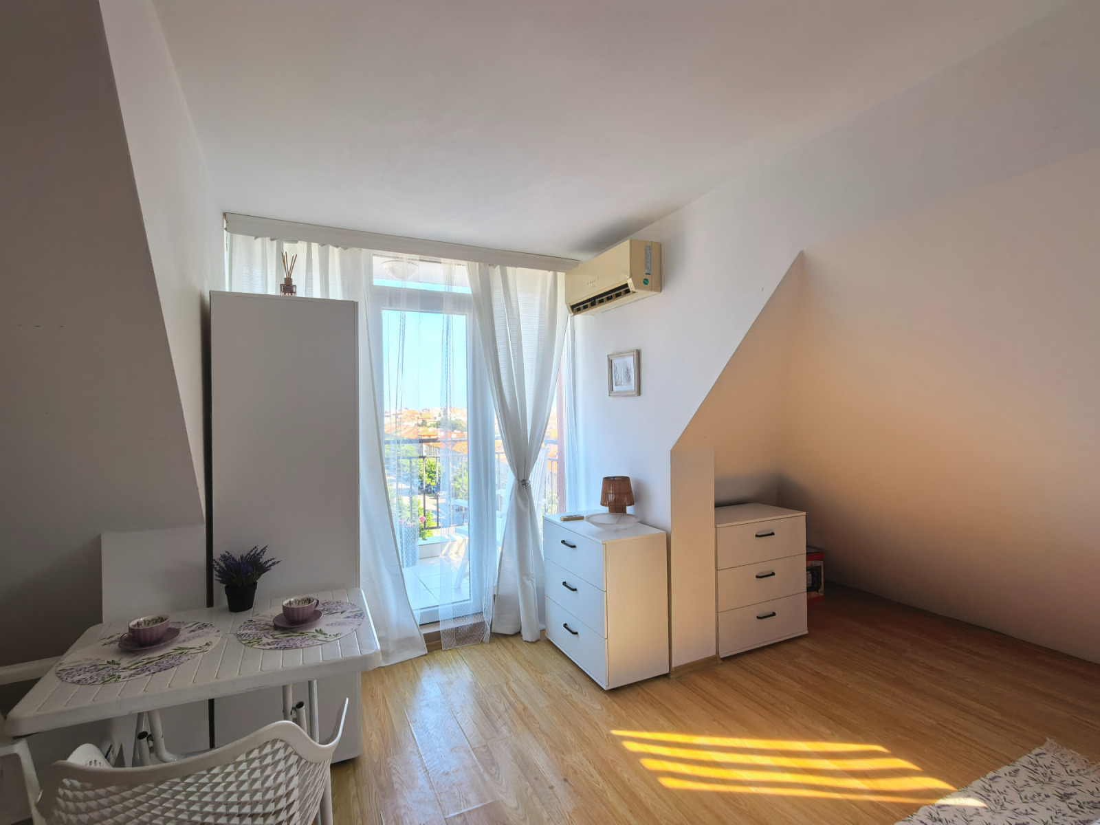 Продава 1-СТАЕН, гр. Поморие, област Бургас, снимка 3 - Апартаменти - 55604660
