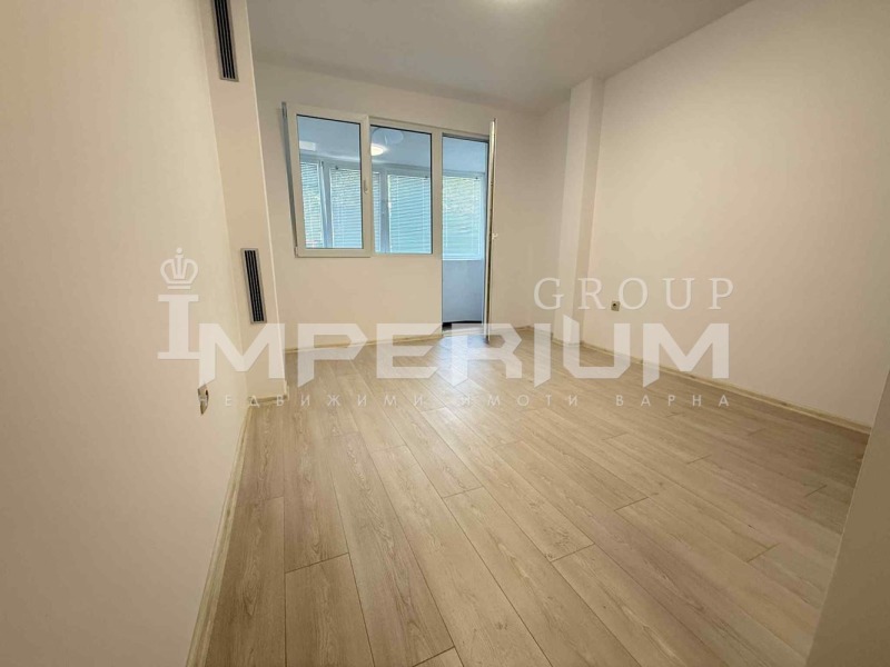 Zu verkaufen  Studio Warna , Mladost 1 , 26 qm | 55110159 - Bild [2]