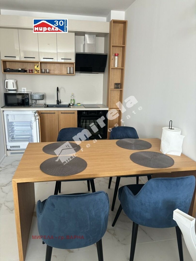 À venda  1 quarto Varna , k.k. Zlatni piasaci , 68 m² | 24196133
