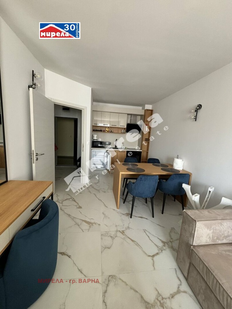 À venda  1 quarto Varna , k.k. Zlatni piasaci , 68 m² | 24196133 - imagem [3]