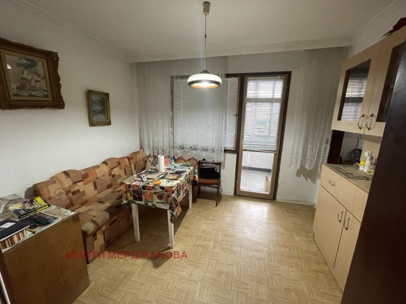 Myytävänä  3 makuuhuonetta Stara Zagora , Tsentar , 97 neliömetriä | 18162504 - kuva [3]