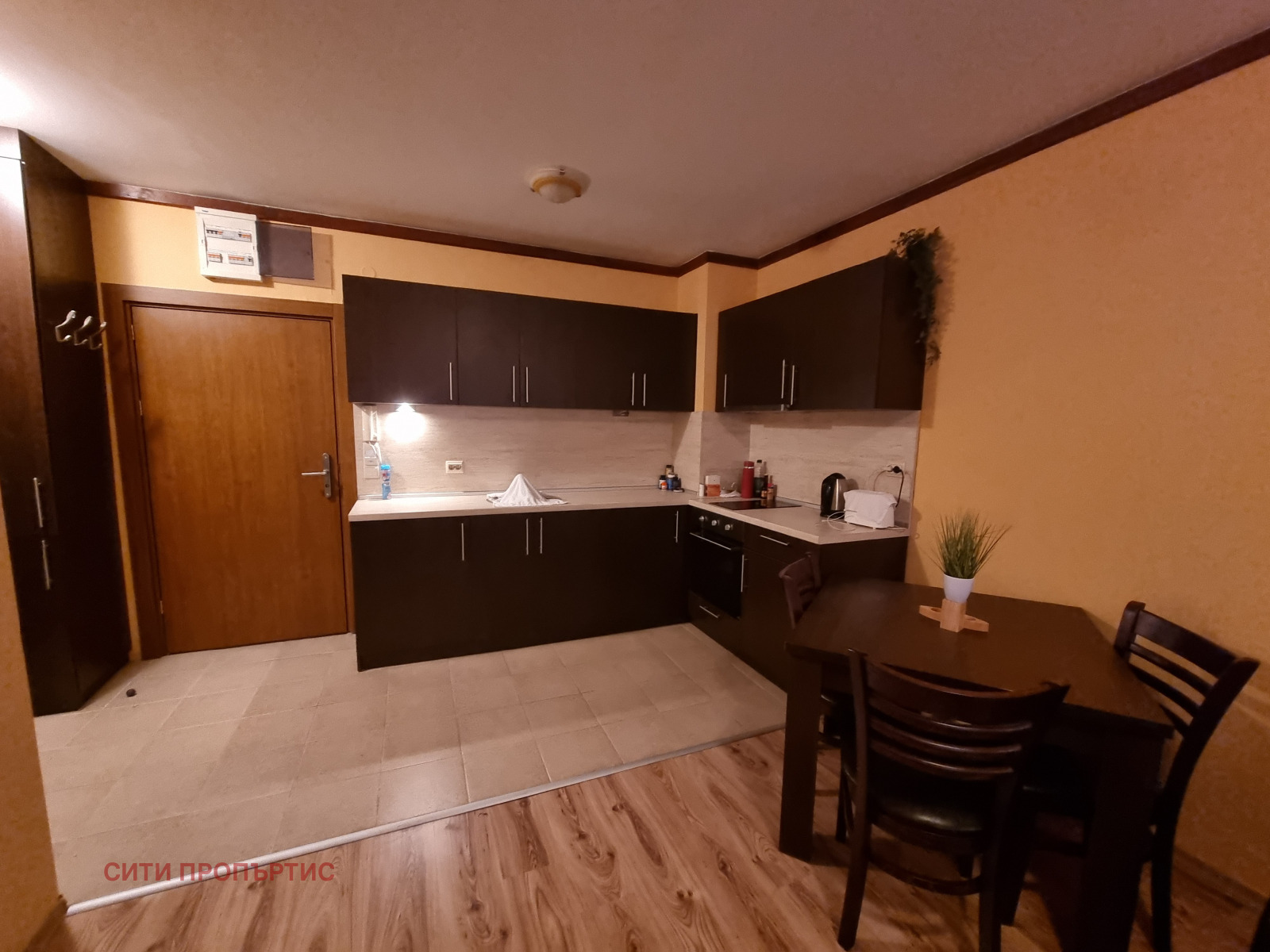 Продава 2-СТАЕН, гр. Банско, област Благоевград, снимка 2 - Апартаменти - 54053056