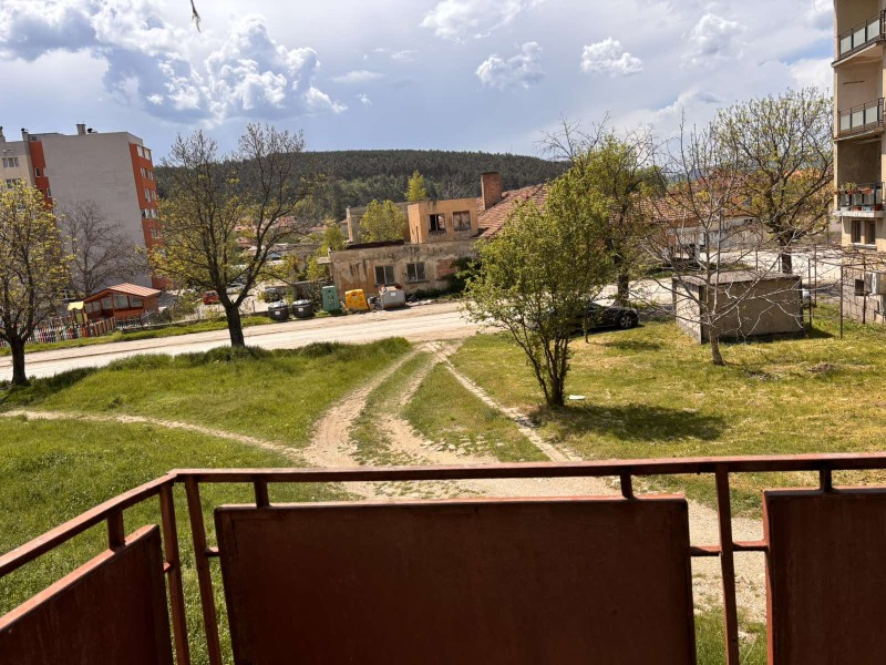 Продава  2-стаен, област София, гр. Сливница • 62 000 EUR • ID 35921155 — holmes.bg - [1] 