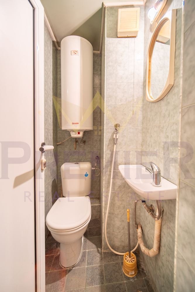 Продава 4-СТАЕН, гр. Варна, Център, снимка 8 - Апартаменти - 54067021