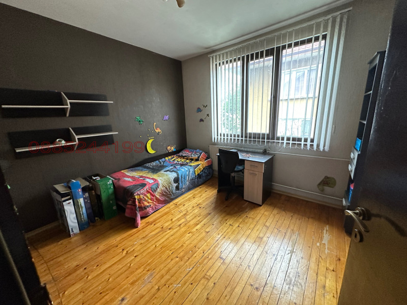 En venta  Casa región Sofia , Botevgrad , 130 metros cuadrados | 61484978 - imagen [2]