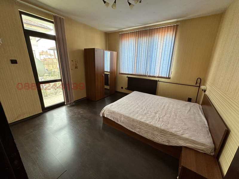 En venta  Casa región Sofia , Botevgrad , 130 metros cuadrados | 61484978 - imagen [3]