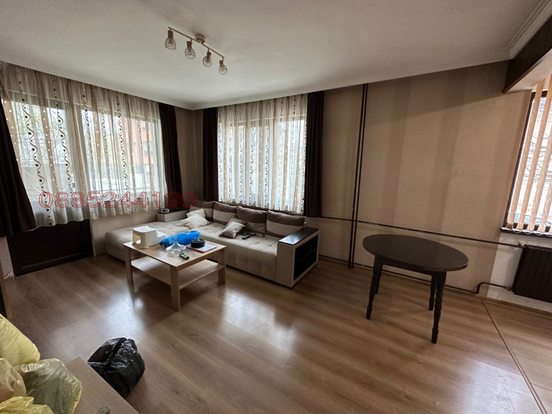 En venta  Casa región Sofia , Botevgrad , 130 metros cuadrados | 61484978 - imagen [9]