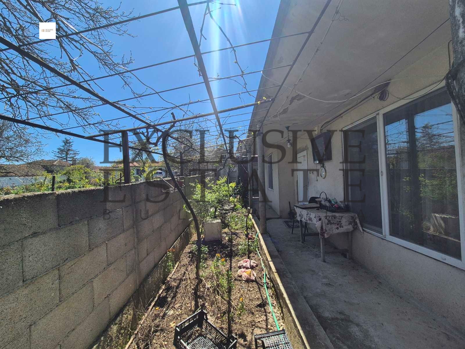 Продава КЪЩА, с. Яребична, област Варна, снимка 4 - Къщи - 54449808