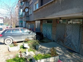 3 bedroom Lozenets, Sofia 4