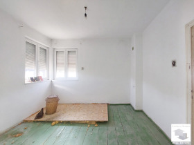 Hus Gulv Tsentar, Veliko Tarnovo