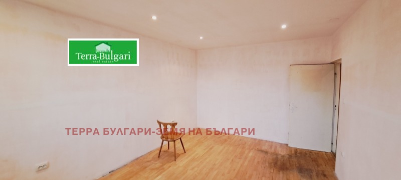 Продава 2-СТАЕН, гр. Перник, Изток, снимка 5 - Aпартаменти - 48004897