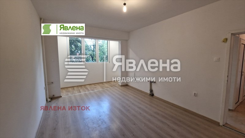 Продава 2-СТАЕН, гр. София, Толстой, снимка 2 - Aпартаменти - 48524817