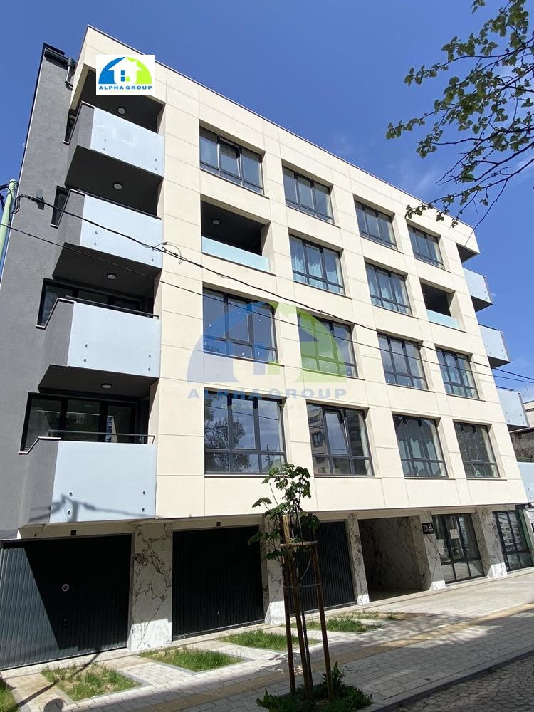 Myytävänä  1 makuuhuone Sofia , Zona B-5 , 79 neliömetriä | 60236245