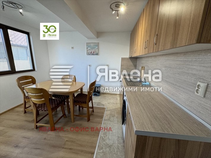 Продава 3-СТАЕН, гр. Варна, Колхозен пазар, снимка 2 - Aпартаменти - 47370048