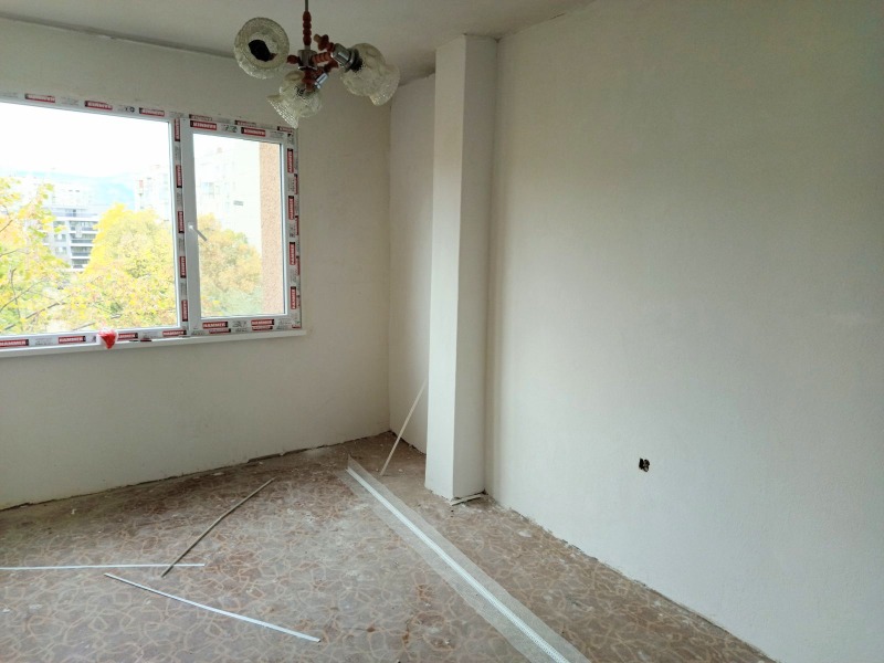 Продава 3-СТАЕН, област Стара Загора, гр. Казанлък • 198000 лв. / 101235.79 € • 24572144 1