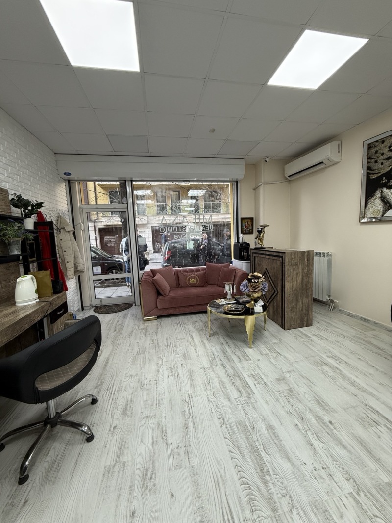 Продава ОФИС, гр. София, Стрелбище, снимка 2 - Офиси - 52127796