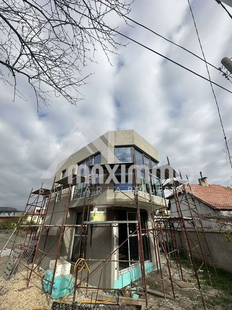 Продава КЪЩА, град Варна, Виница • 155000 € / 303153.65 лв. • 18646559 1