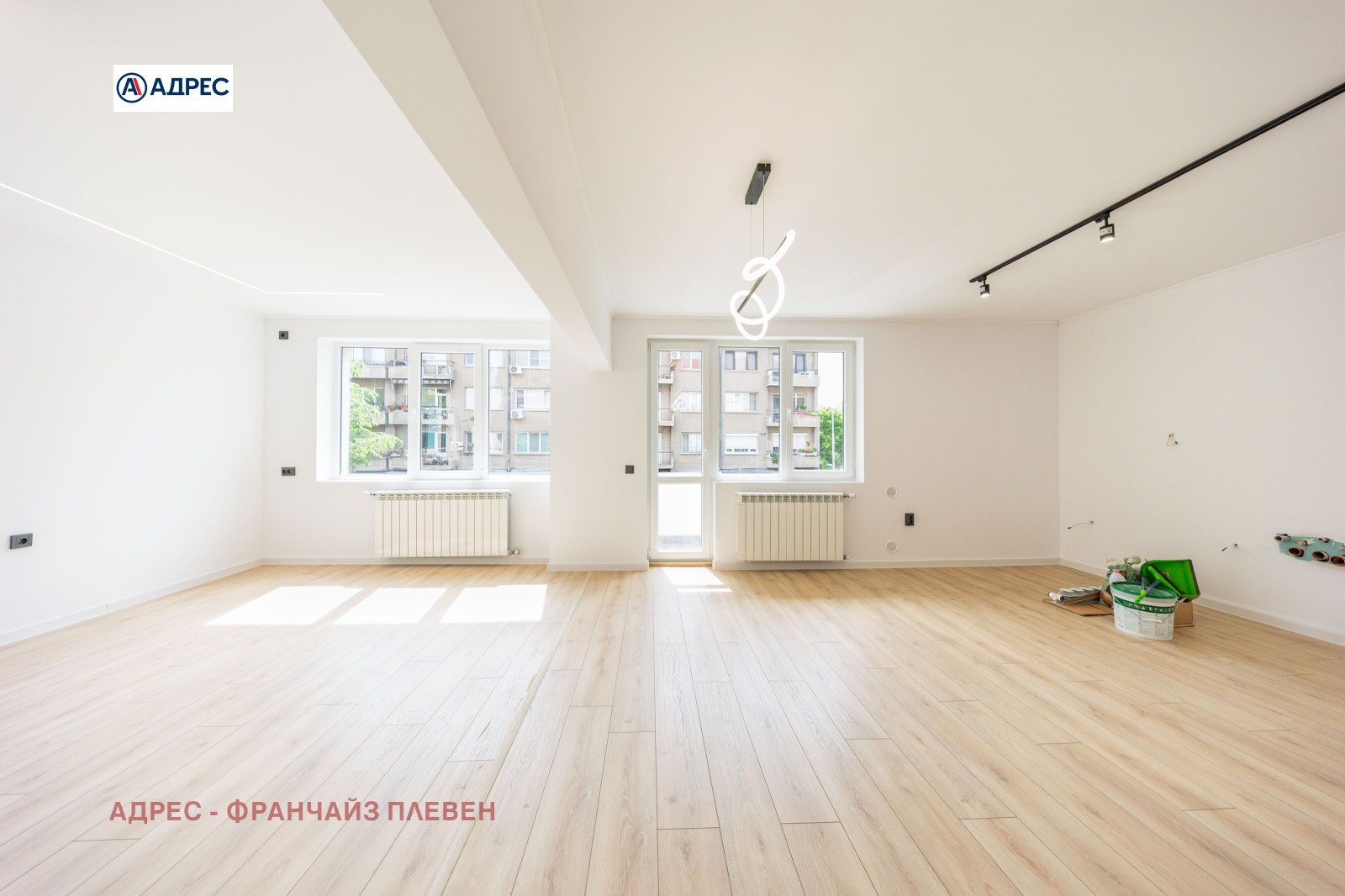 Продава 3-СТАЕН, гр. Плевен, Идеален център, снимка 2 - Апартаменти - 54852699