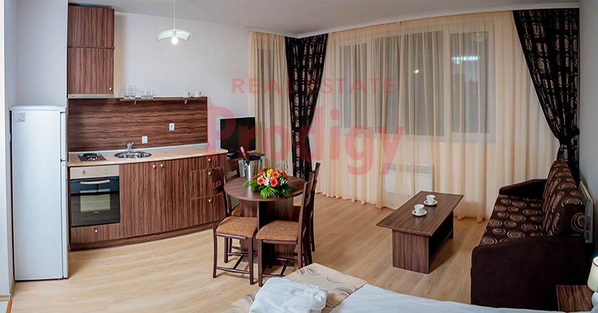 Продава ХОТЕЛ, гр. Разлог, област Благоевград, снимка 4 - Хотели - 55879605