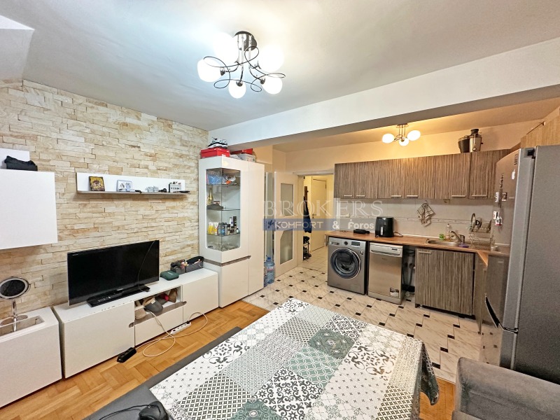 Продава  2-стаен град Варна , Окръжна болница-Генерали , 73 кв.м | 54369287 - изображение [2]