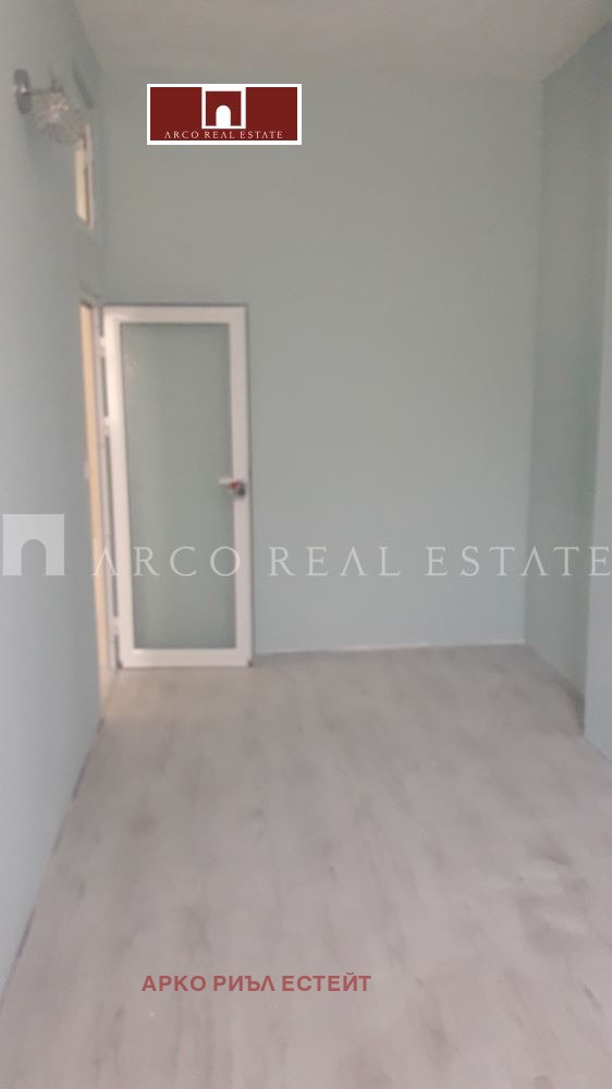 Продаја  2 спаваће собе Софија , Карпузица , 87 м2 | 30463356 - слика [6]