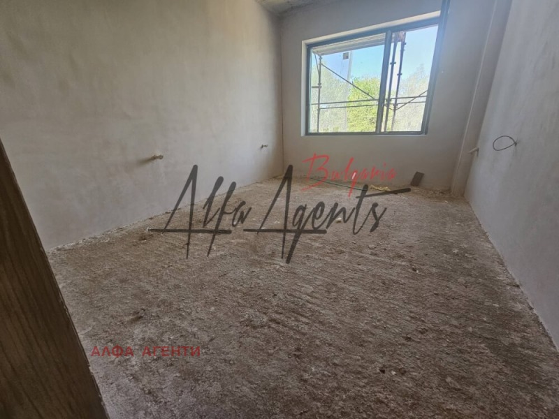 Продава  3-стаен град Добрич , Свети Георги , 94 кв.м | 27219184 - изображение [2]