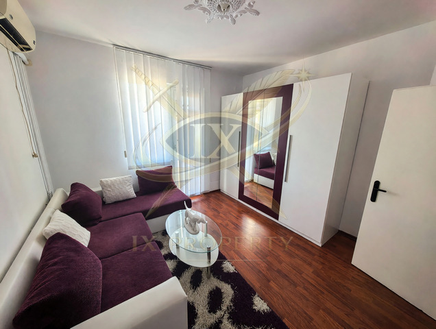 Продава 4-СТАЕН, гр. Бургас, Възраждане, снимка 2 - Апартаменти - 55632415