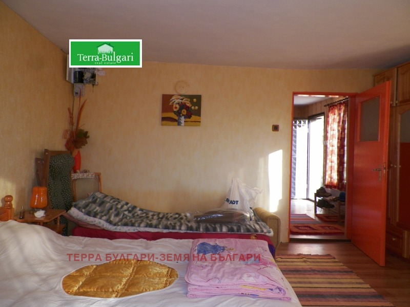 Na sprzedaż  Dom region Pernika , Kosacza , 80 mkw | 86957015 - obraz [13]