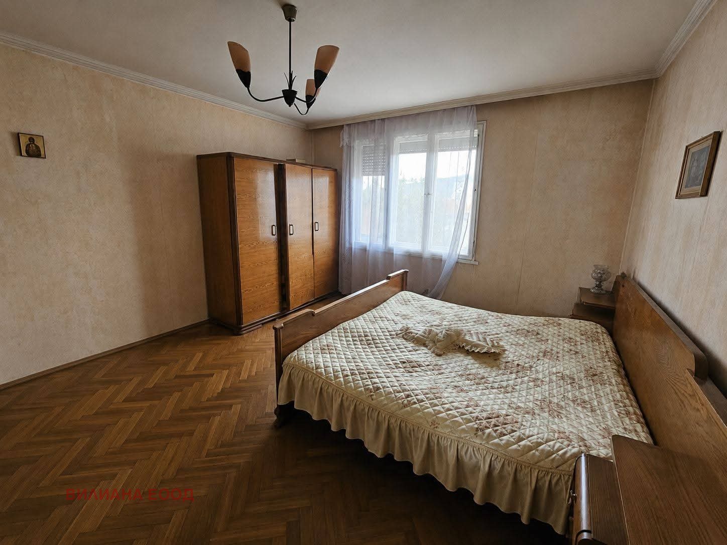 Продава ЕТАЖ ОТ КЪЩА, гр. Горна Оряховица, област Велико Търново, снимка 5 - Етаж от къща - 55564719
