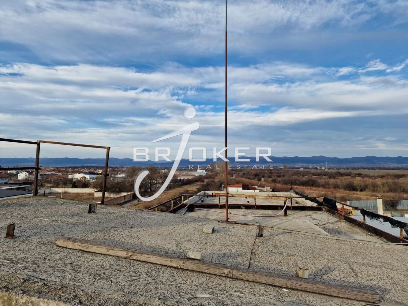 Продава ПРОМ. ПОМЕЩЕНИЕ, гр. София, Бенковски, снимка 4 - Производствени сгради - 53958201