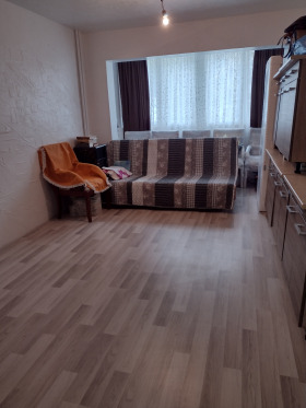 2 Schlafzimmer Druschba 2, Sofia 4