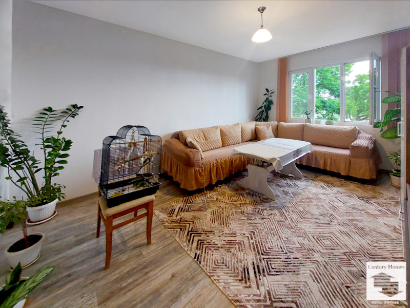 En venta  1 dormitorio Veliko Tarnovo , Akatsiya , 60 metros cuadrados | 41368683