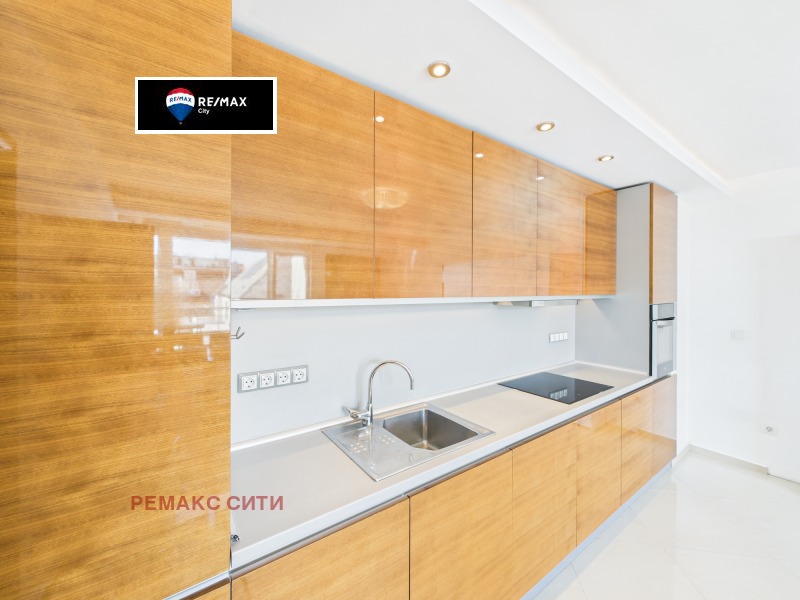 Продава  3-стаен град София , Гео Милев , 90 кв.м | 92972775