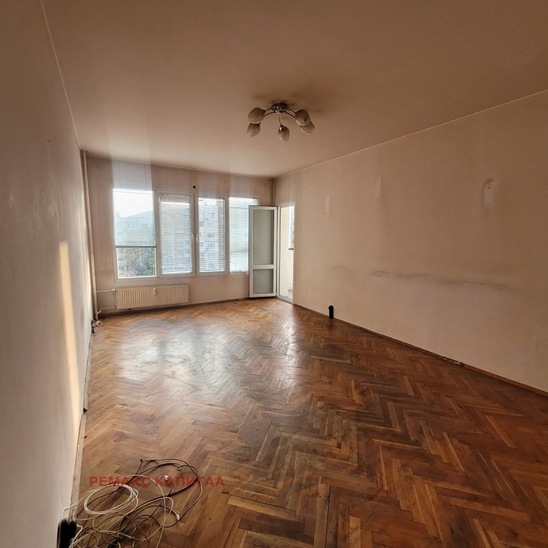 Продава 4-СТАЕН, гр. София, Левски В, снимка 2 - Апартаменти - 52560947