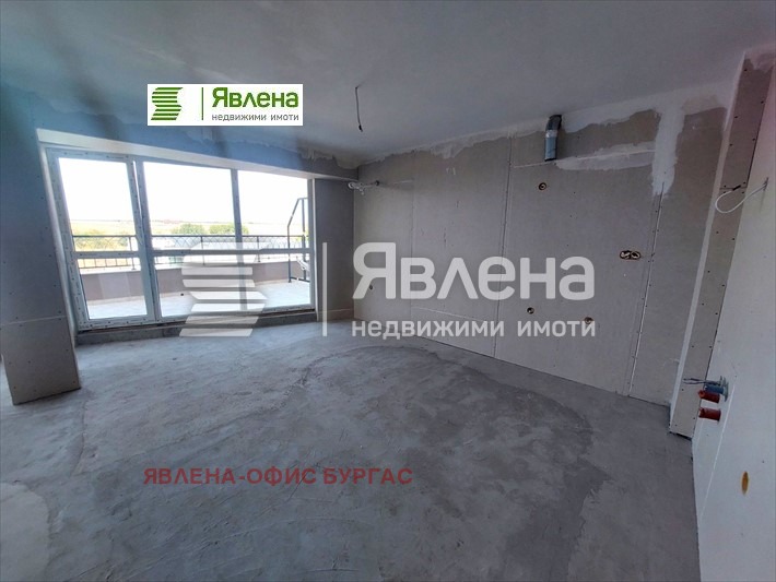 Till salu  3+ sovrum Burgas , Sarafovo , 221 kvm | 71696544 - bild [6]