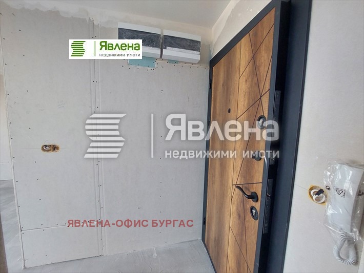 Till salu  3+ sovrum Burgas , Sarafovo , 221 kvm | 71696544 - bild [5]