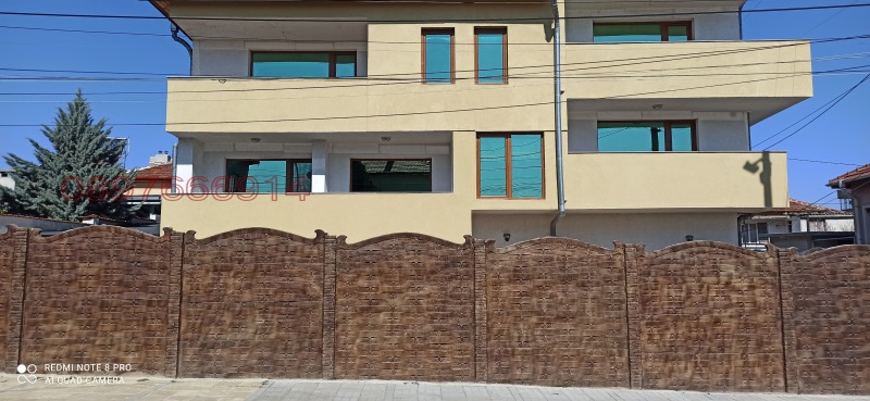 Продава КЪЩА, гр. Бургас, област Бургас, снимка 2 - Къщи - 53150090